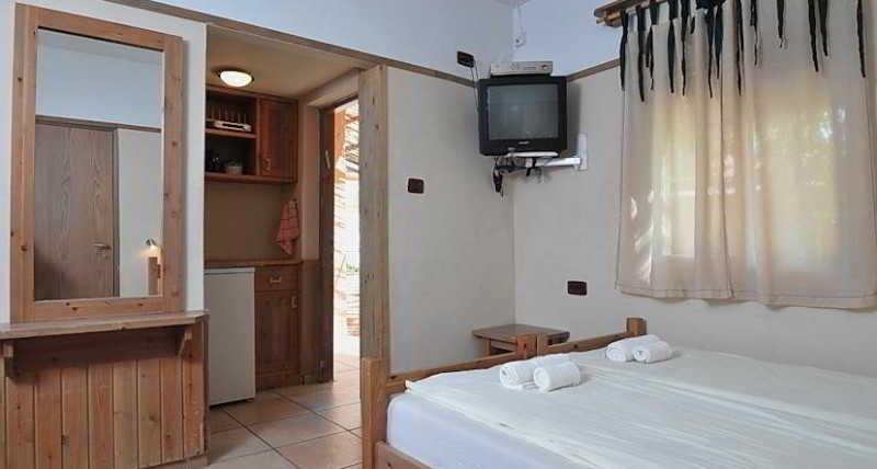 Etnachta Kibbutz Afik Villa Екстериор снимка